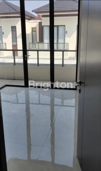 image RUMAH 2 LANTAI DI LAVON SWAN CITY, LT 84/LB 101 (6)