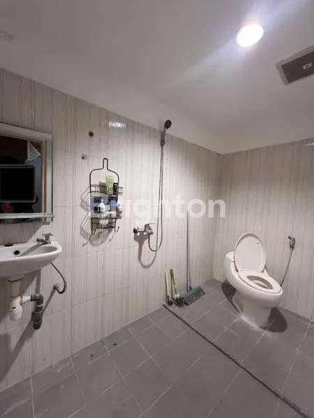 image RUMAH 2 LANTAI SHM, 3 KT, MANUKAN MULYO (8)