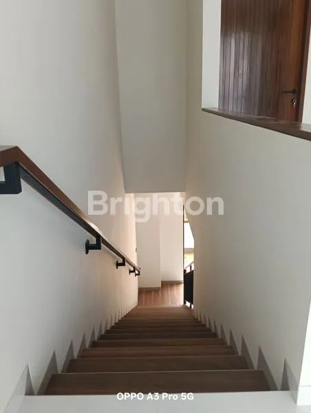 image RUMAH MEWAH BRAND NEW DI TUKAD BALIAN (5)