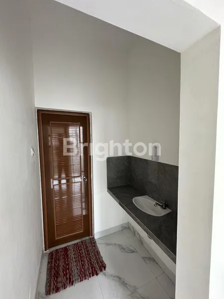 image RUMAH 2 LANTAI – TENGGILIS MEJOYO SELATAN, SURABAYA  HARGA TERJANGKAU | LINGKUNGAN NYAMAN | AKSES MUDAH (2)
