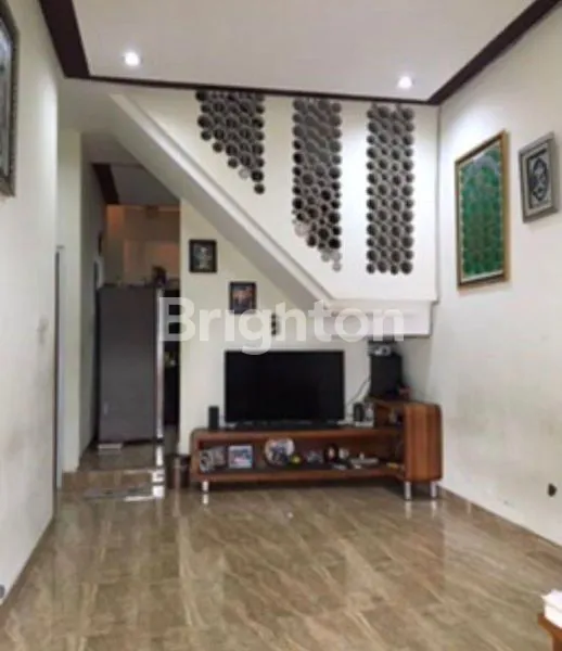 image RUMAH 2 LANTAI SEMI FURNISH SIAP HUNI BEBAS BANJIR DI BUMI MUTIARA (1)