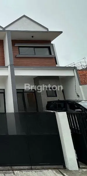 image RUMAH 2 LANTAI – TENGGILIS MEJOYO SELATAN, SURABAYA (1)