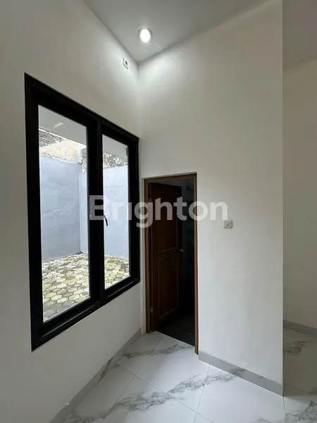 image RUMAH 2 LANTAI – TENGGILIS MEJOYO SELATAN, SURABAYA (2)