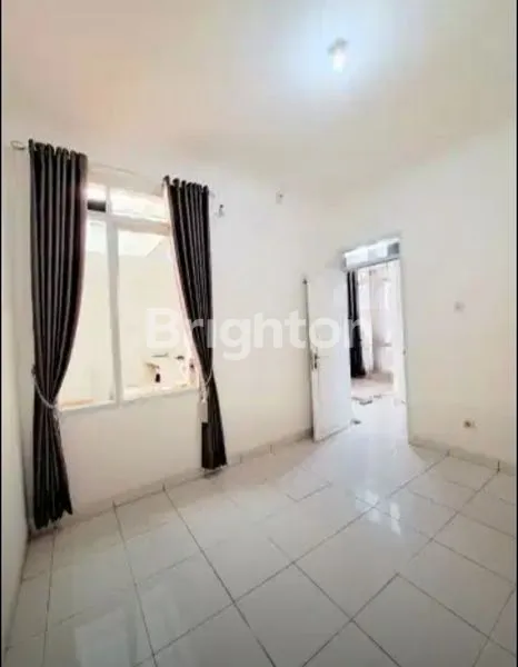 image HUNIAN IDEAL MINIMALIS DI LOKASI TERBAIK NYAMAN BERSIH SIAP HUNI (4)