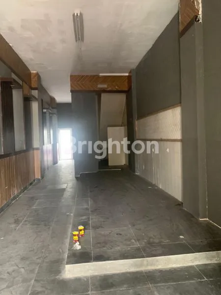 image RUKO 4 LANTAI, LOKASI SANGAT STRATEGIS, RAWAMANGUN JAKARTA TIMUR (8)