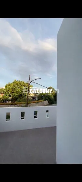 image DIJUAL, RUMAH MODERN HARGA MIRING DI CILEDUG TANGERANG (8)