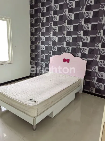 image RUMAH 2 LANTAI BAGUS SIAP HUNI PERUMAHAN GREEN LEAF PANDUGO RUNGKUT DEKAT PURIMAS (2)