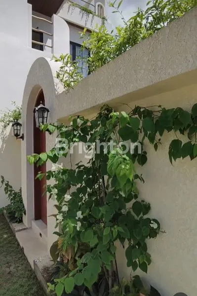 image VILLA MODERN DI BENOA, ROOFTOP OCEAN VIEW & FULL FURNISHED (2)