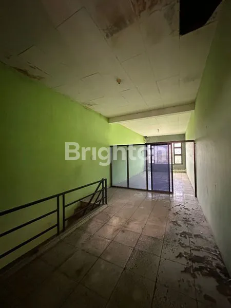 image RUKO 2 LANTAI JALAN BUKIT BERBUNGA KOTA BATU (4)