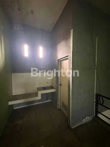 image RUKO 2 LANTAI JALAN BUKIT BERBUNGA KOTA BATU (5)