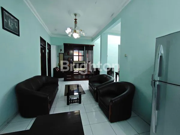 image DISEWAKAN RUMAH 1,5 LANTAI FULL FURNISH DI SULFAT, MALANG (8)