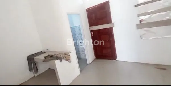 image DIJUAL RUMAH SHM, SIAP HUNI, LOKASI PREMIUM (2)