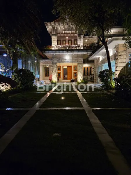 image RUMAH MEWAH MODEL CLASSIC \\\\\\\\UD83C\\\\\\\\UDFE0\\\\\\\\UD83C\\\\\\\\UDF24\\\\\\\\UFE0F (8)