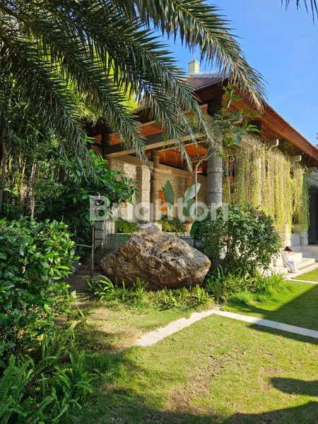 image RUMAH MEWAH MODEL CLASSIC \\\\\\\\UD83C\\\\\\\\UDFE0\\\\\\\\UD83C\\\\\\\\UDF24\\\\\\\\UFE0F (3)