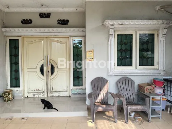 image RUMAH 2 LANTAI KOSAMBI BARU, HADAP TAMAN (1)