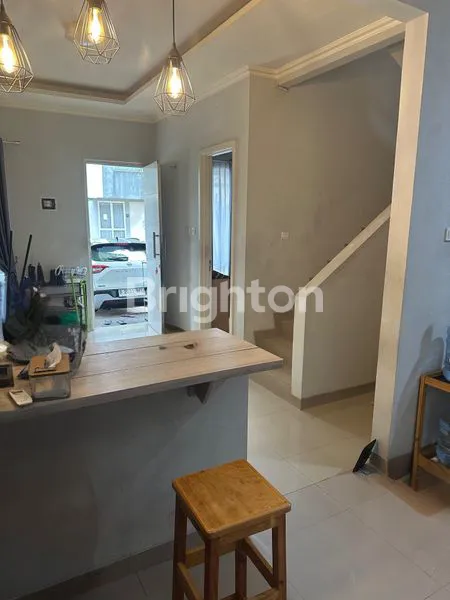 image RUMAH 2 LANTAI DI THE HEIGHT, DEKAT SEKOLAH  DAN RS (2)
