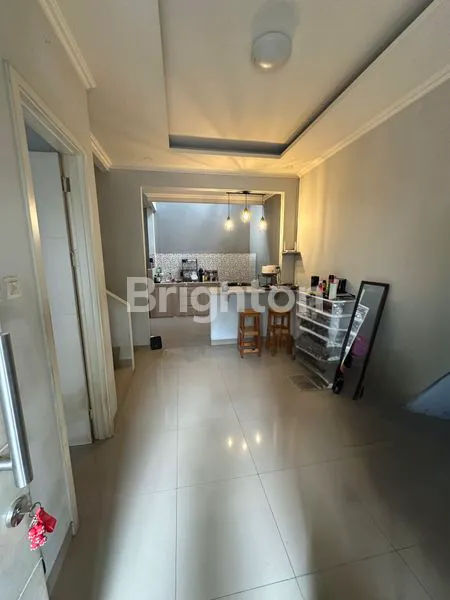 image RUMAH 2 LANTAI DI THE HEIGHT, DEKAT SEKOLAH  DAN RS (1)