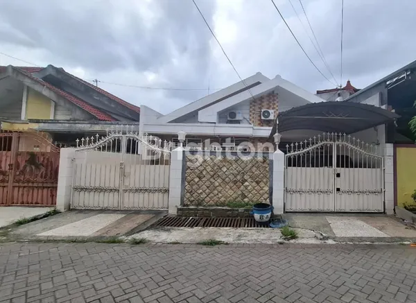 image DIJUAL RUMAH DARMO HARAPAN INDAH  (1)