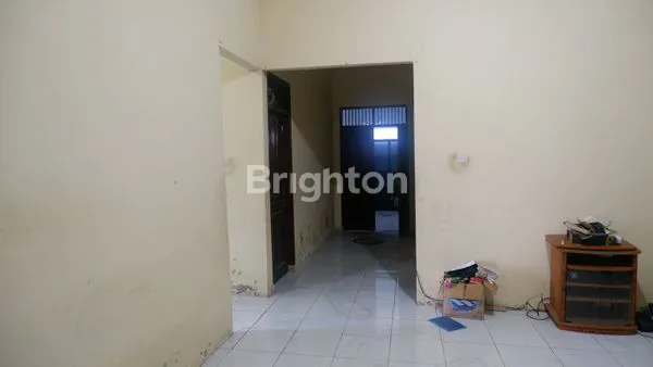 image RUMAH ICONIC HALAMAN LUAS SUASANA ASRI  (4)