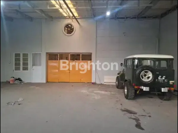 image GUDANG DISEWAKAN PINGGIR JALAN BESAR JAKARTA BARAT (2)