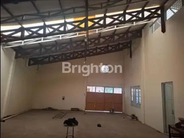 image GUDANG DISEWAKAN PINGGIR JALAN BESAR JAKARTA BARAT (3)