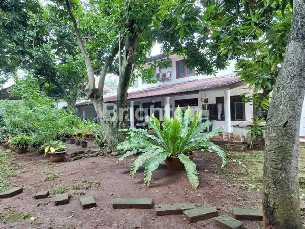 image HUNIAN NYAMAN DAN TENANG DI JAKARTA SELATAN (5)