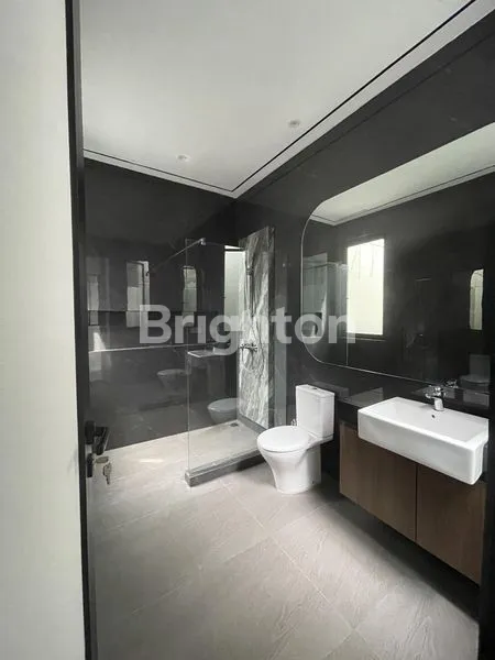 image RUMAH FUTURISTIK DI MANYAR KERTOADI SURABAYA DEKAT ITS KERTAJAYA INDAH (5)