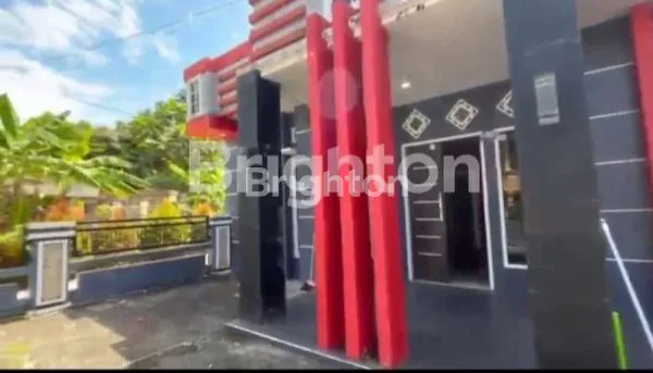 image DIJUAL DAN DI SEWAKAN RUMAH 2 LANTAI (3)