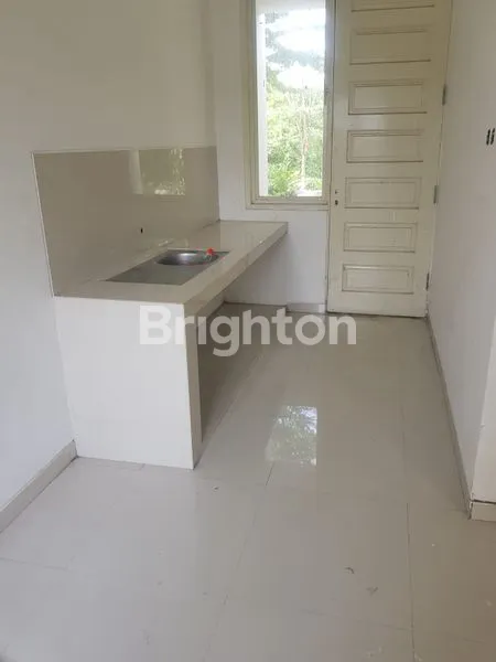 image HUNIAN NYAMAN 2 LANTAI DEKAT MERR, 5 KAMAR & SHM (6)