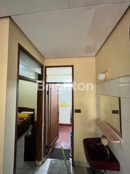 image RUKO + RUMAH DI JALAN UTAMA, LOKASI KOMERSIAL IDEAL (5)