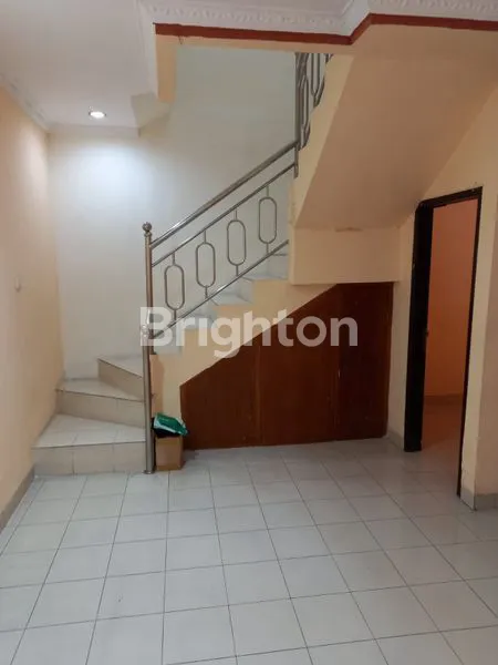 image RUMAH SIAP HUNI DI MEADOW GREEN LIPPO CIKARANG  (4)