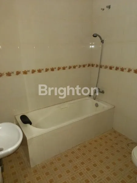 image RUMAH SIAP HUNI DI MEADOW GREEN LIPPO CIKARANG  (7)