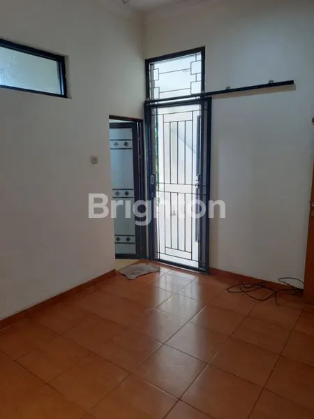 image RUMAH SIAP HUNI DI MEADOW GREEN LIPPO CIKARANG  (3)