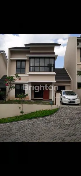 image RUMAH CANTIK SIAP HUNI FURNISED DI PANHIL SEMARANG (1)