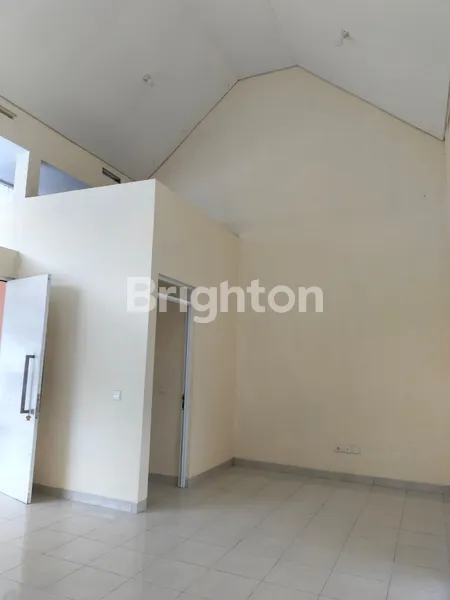 image RUMAH 162M2 DI GREEN VALLEY, SENTUL CITY, SHM (3)