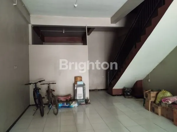 image RUKO 3 LANTAI DI SAMARINDA, LOKASI RAMAI & AKSES MUDAH (1)