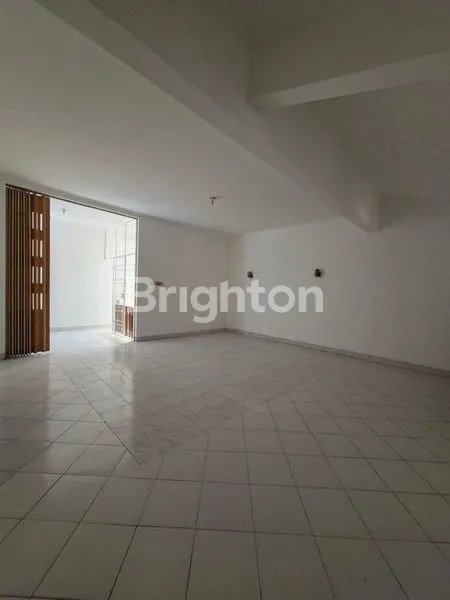 image RUMAH KEREN  2 LANTAI KT 5+1 KELAPA GADING (6)