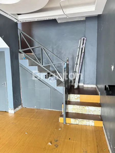 image DISEWAKAN RUKO WATURENGGONG DENPASAR SELATAN BALI PINGGIR JALAN UTAMA  (7)