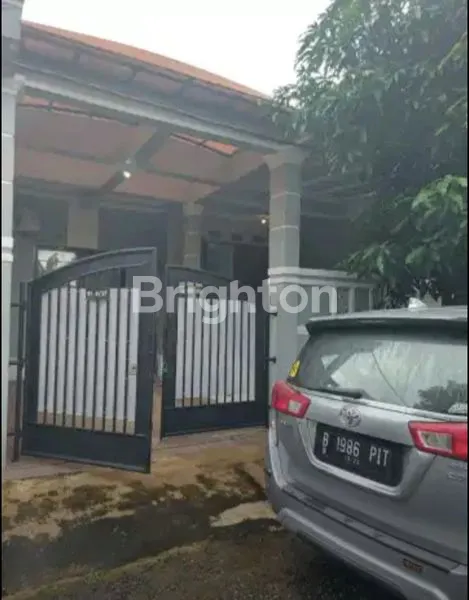 image RUMAH CANTIK SIAP HUNI FULL RENOVASI ROW JALAN LEBAR (2)