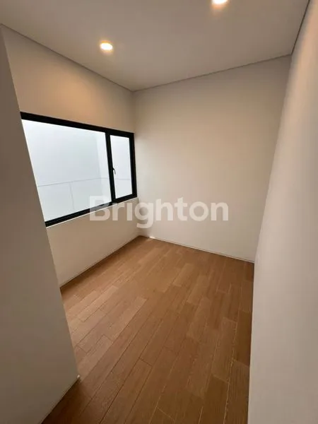 image RUMAH TERRAVIA BSD SIAP HUNI (2)