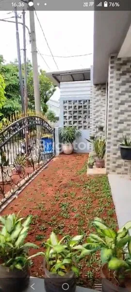 image RUMAH DEPAN TAMAN, SANGAT NYAMAN DAN TENANG DI JATIBEING  (2)