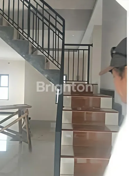 image DIJUAL RUMAH SIAP HUNI 2 LANTAI DI PAMULANG – TANGERANG SELATAN (3)