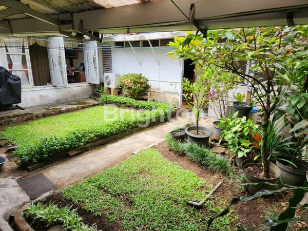 image RUMAH KOLONIAL LT 663M² DEKAT RSHS & PVJ (2)