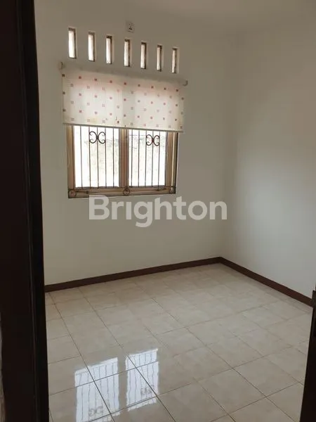 image RUMAH NYAMAN & INVESTASI IDEAL — KEBAYORAN BARU || AKSES LENGKAP, SIAP HUNI & BEBAS BANJIR! (6)