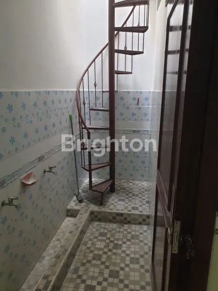 image RUMAH NYAMAN & INVESTASI IDEAL — KEBAYORAN BARU || AKSES LENGKAP, SIAP HUNI & BEBAS BANJIR! (4)