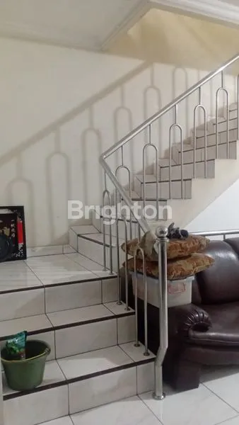 image RUMAH PADEMANGAN DI JALAN UTAMA,AKSES MUDAH & NYAMAN HUNI. (2)