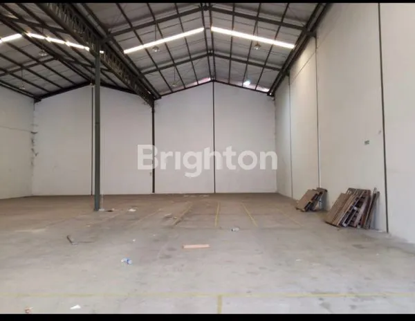 image DISEWA GUDANG GANDENG DI KOSAMBI PERMAI (2)