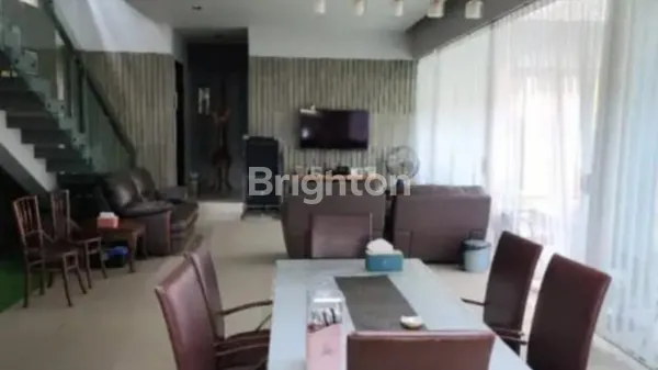 image CITRALAND, KOLAM RENANG, LUAS BANGUNAN 500, LEBAR 15, KAMAR 6, SIAP HUNI (3)