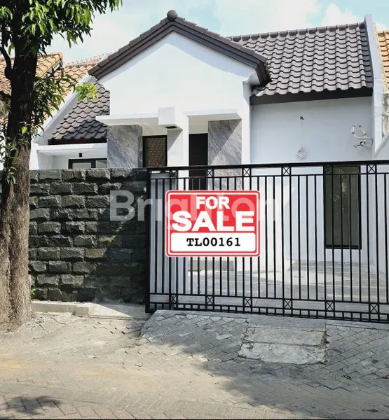 image RUMAH SIAP HUNI 1.5 LANTAI DI TAMAN PUSPA RAYA (1)