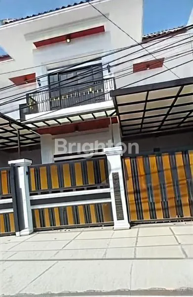 image RUMAH 2 LANTAI,AREA SAWOJAJAR2,LUAS,DEKAT EXIT TOL MADYOPURO,JALAN LEBAR (1)